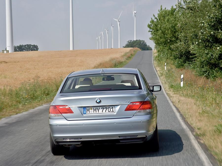  BMW Hydrogen 7 2006 года  (фото 72 из 73)